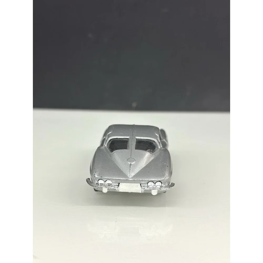MC Toy Die Cast 1963 '63 Split Window SWC Corvette 1/38 Scale Pull Back Silver